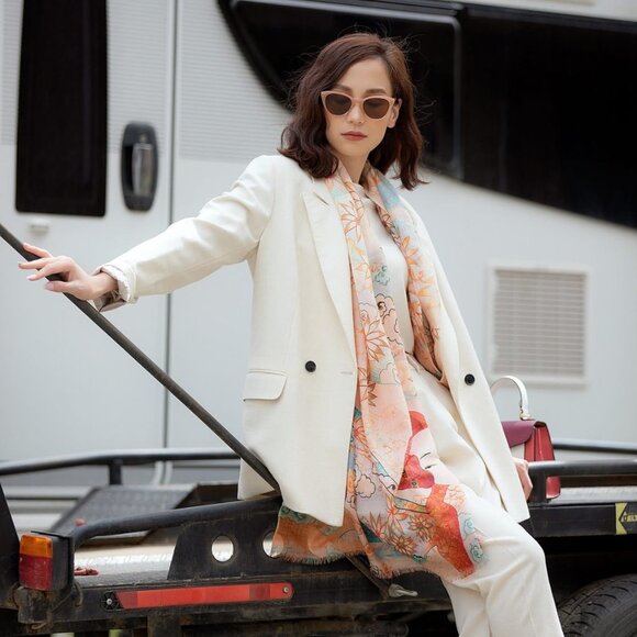 lightweight warm cozy scarf | neck scarf | travel scarf | - Picture 6 of 10